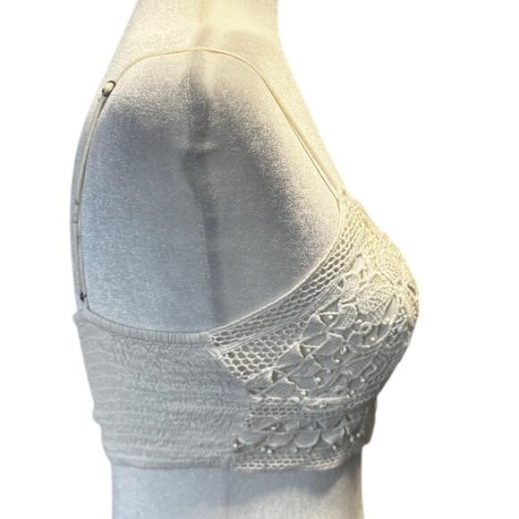 Free People One Ivory Lace Bralette – Adjustable Straps, Smocked Back Size Small - Picture 5 of 7